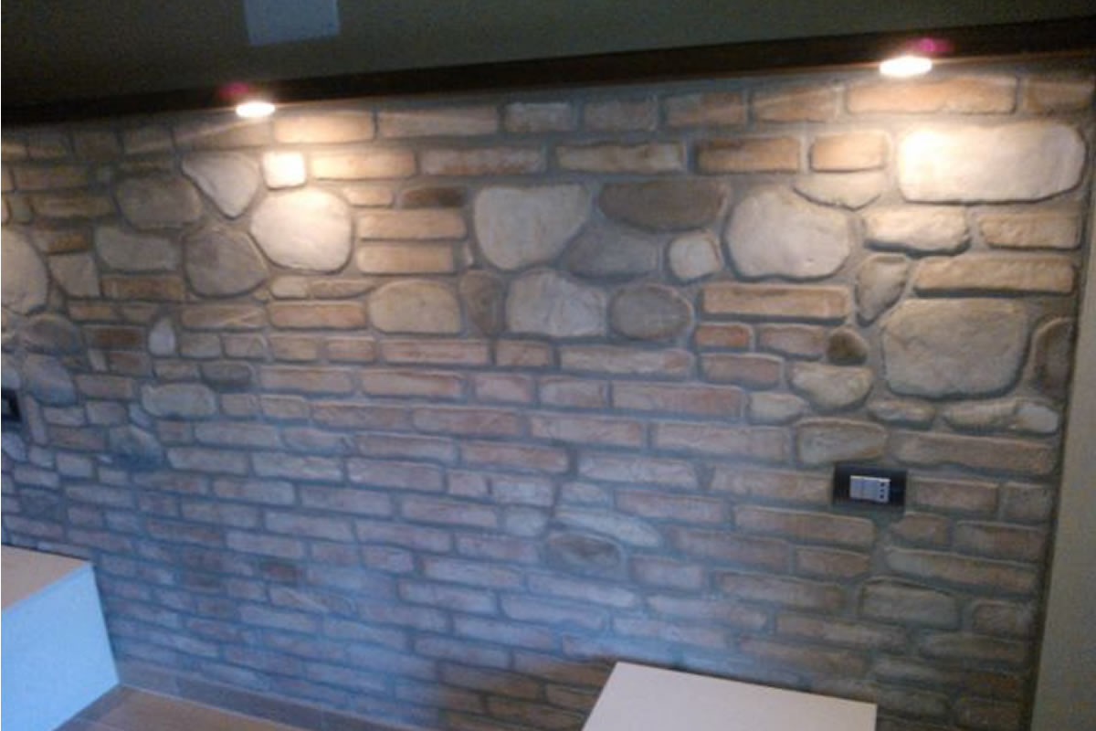 arzani decorazioni realizza rivestimenti per colonne interne ed esterne ad effetto mattoni faccia vista