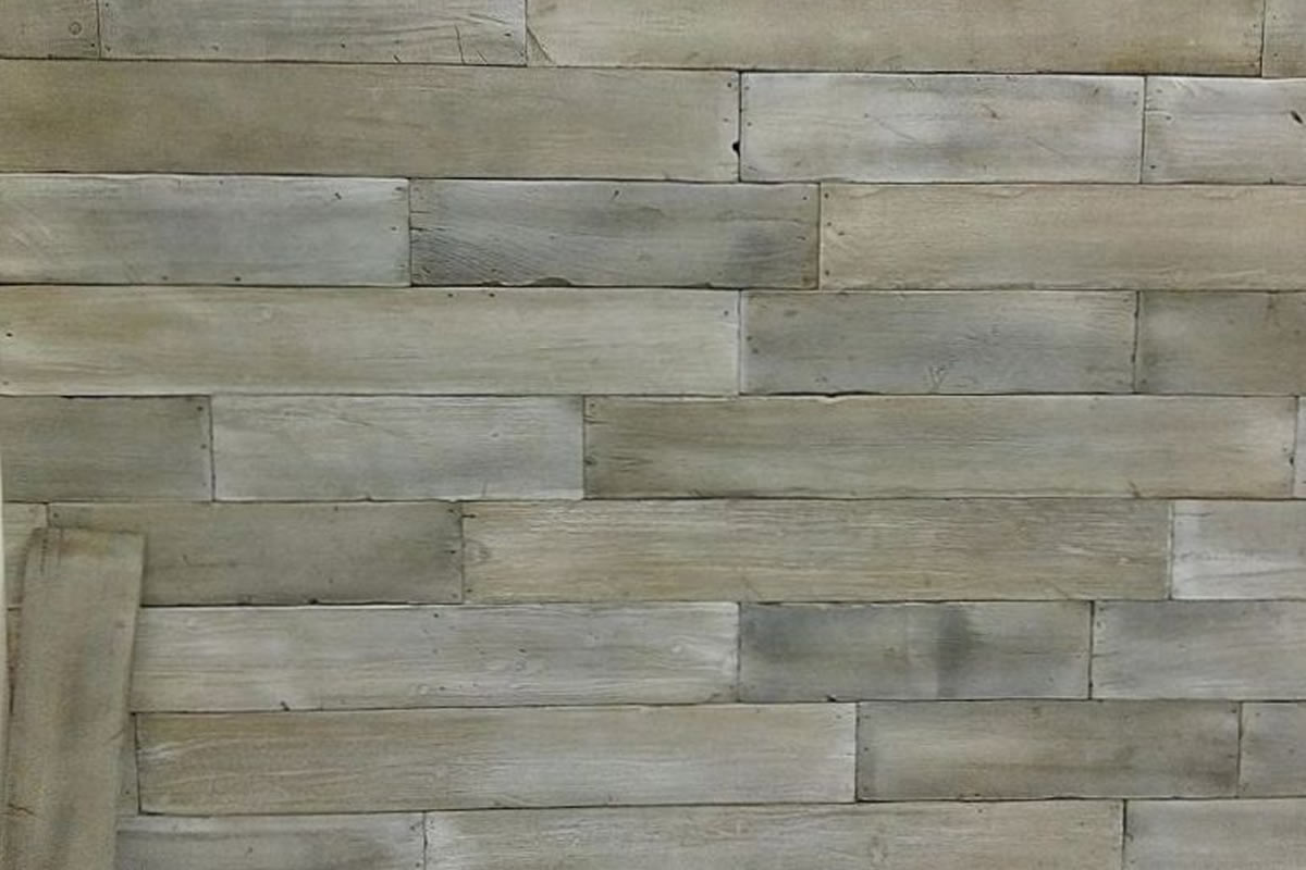 arzani decorazioni realizza finte assi di legno in polistirolo