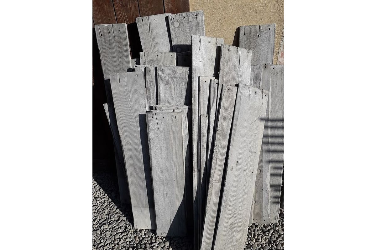 arzani decorazioni realizza finte assi di legno in polistirolo